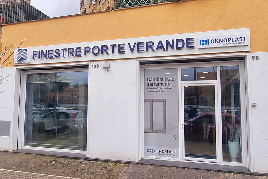 vetrina sede roma