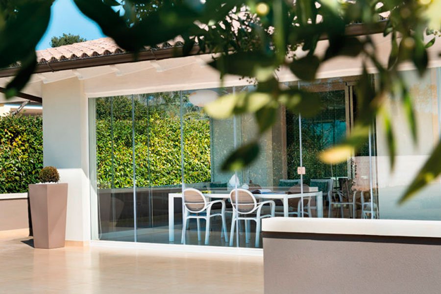 vetrate panoramiche per villa