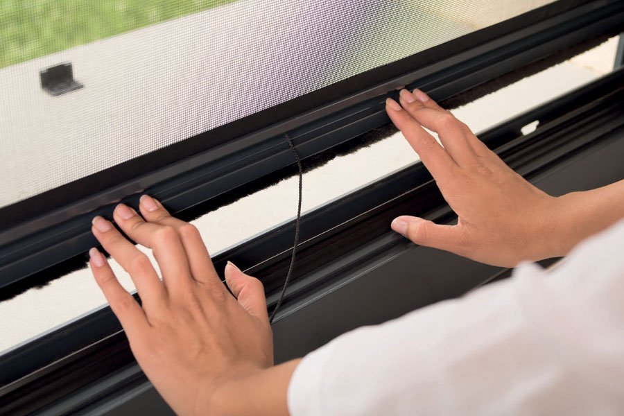 zanzariere a molla per appartamento